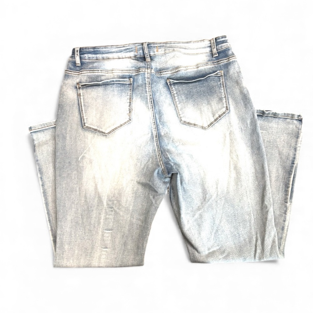 Disclosure Light Blue Relaxed Jeans- See pics for true color. - Picture 2 of 10